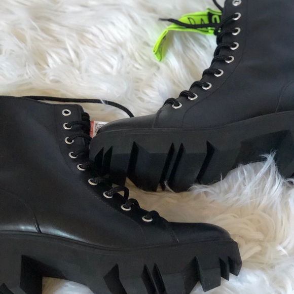 Zara Ankle Boots - Picture 8 of 8